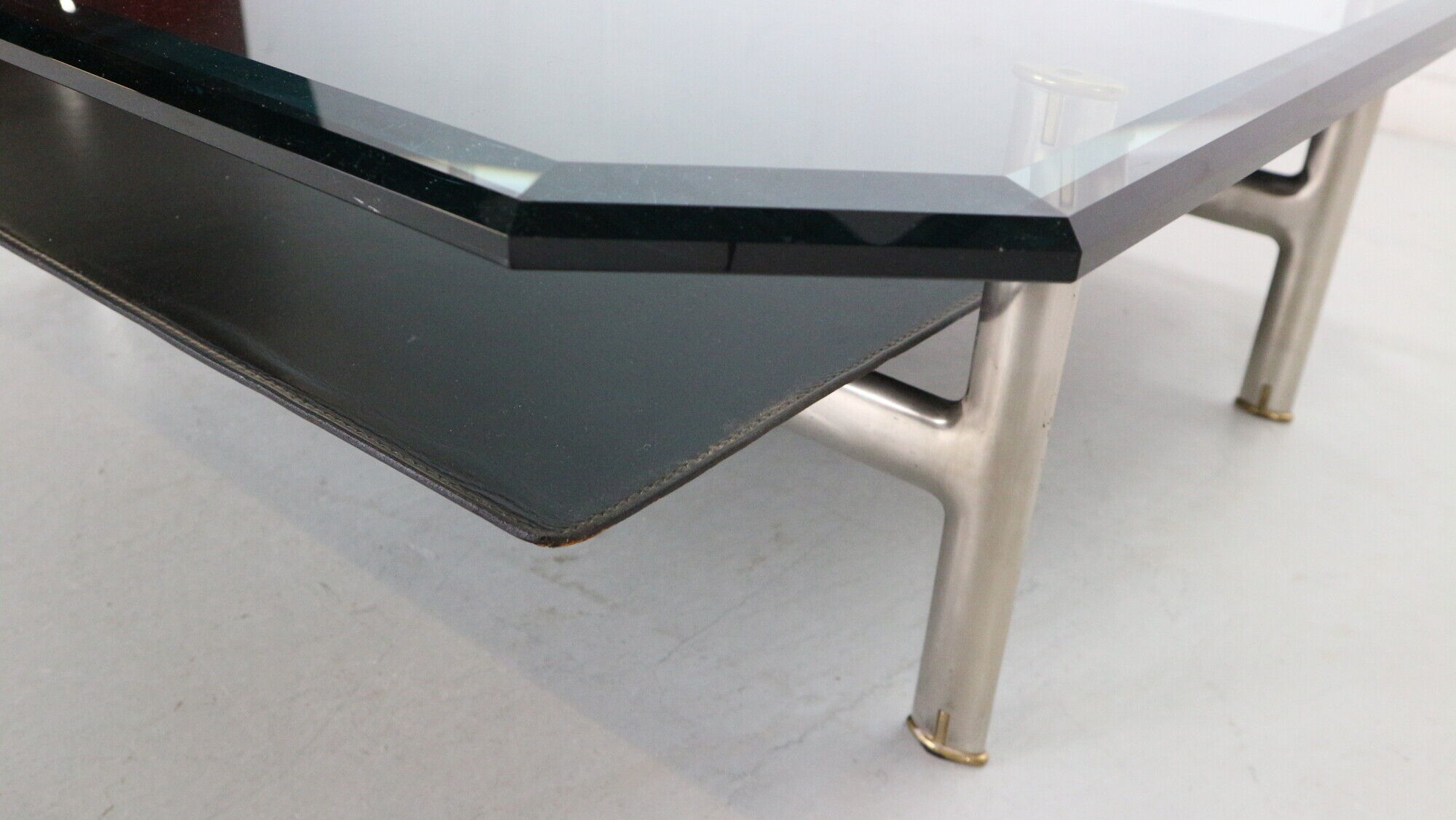 B&B Italia 'Diesis' Two-Tier Glass and Leather Coffee Table by Antonio Citterio