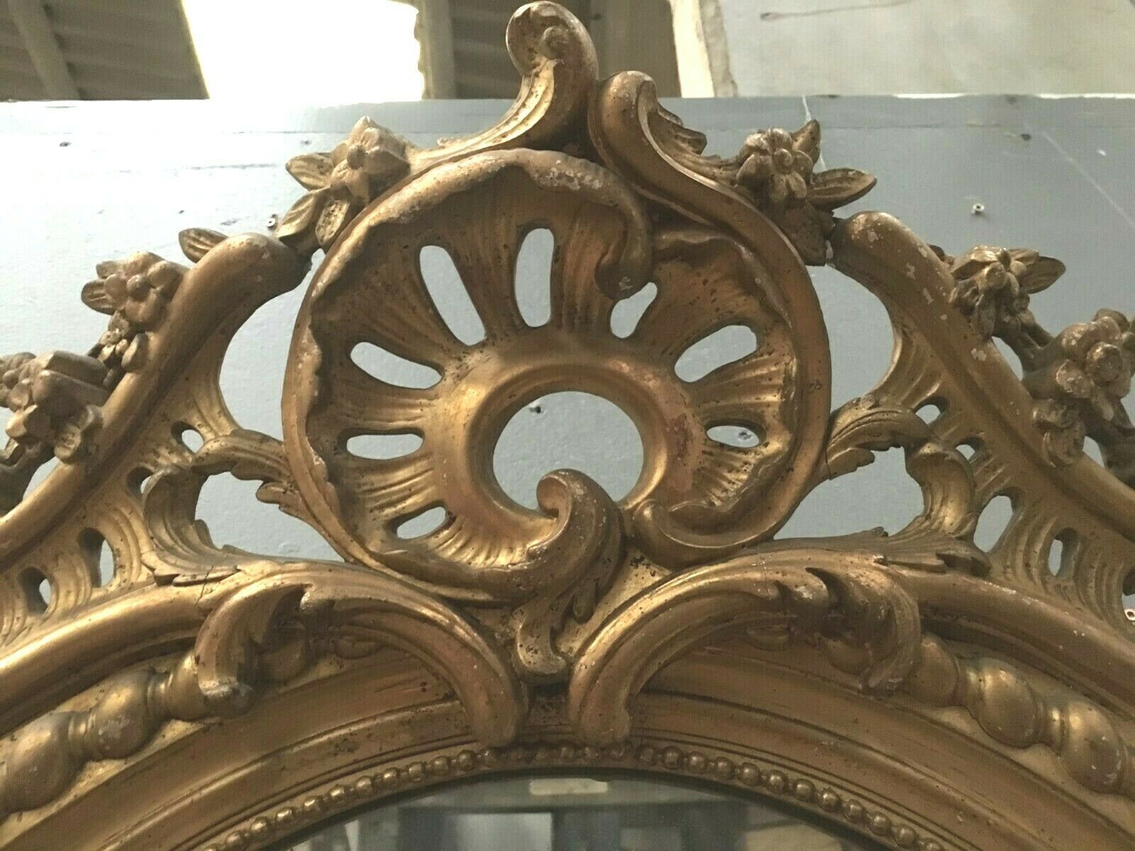 Oval mirror with wooden pediment and gilded stucco oval ice beveled Napoleon III - 80x120cm