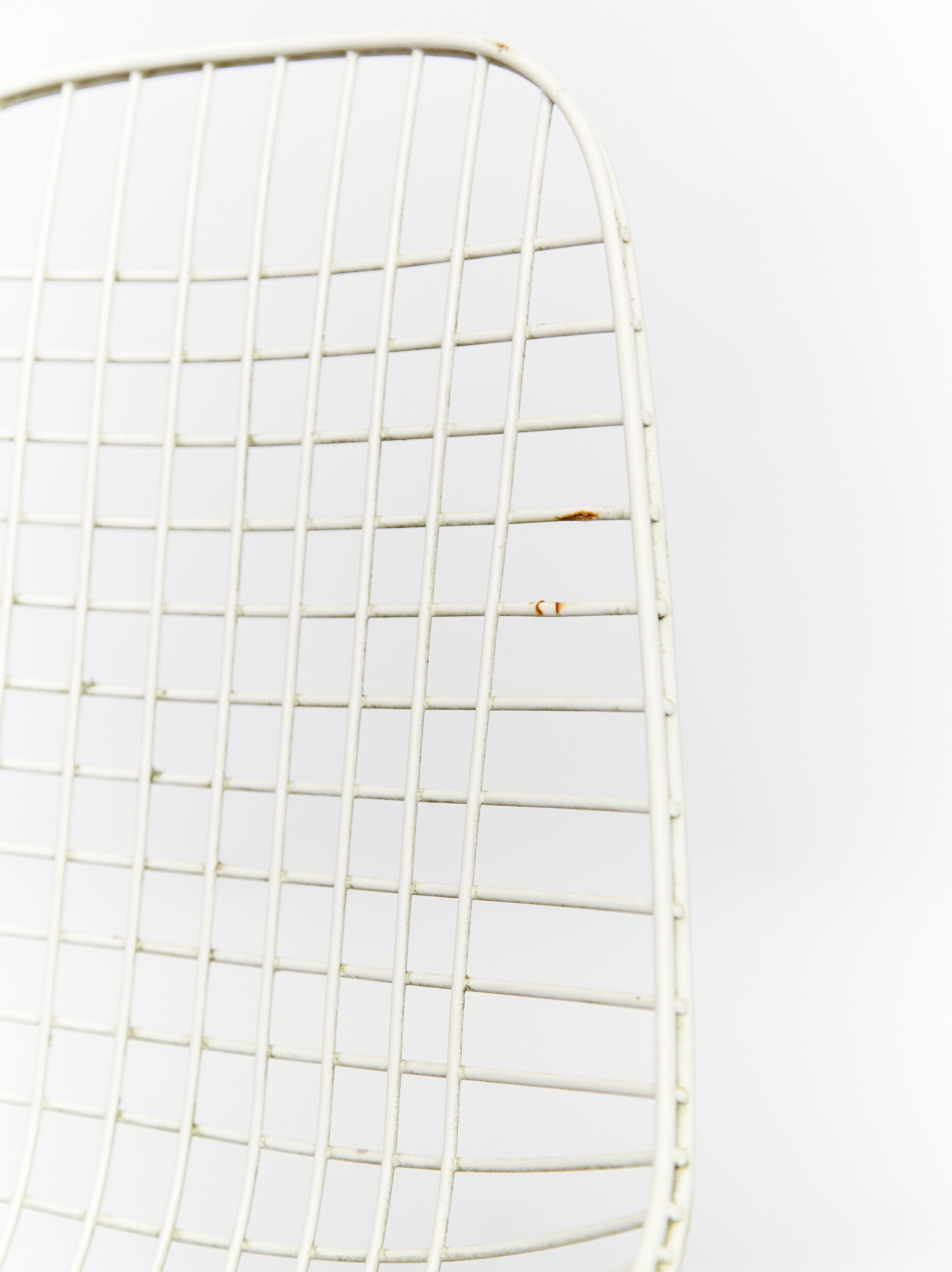 DKR Wire Dining Chairs by Charles & Ray Eames for Herman Miller