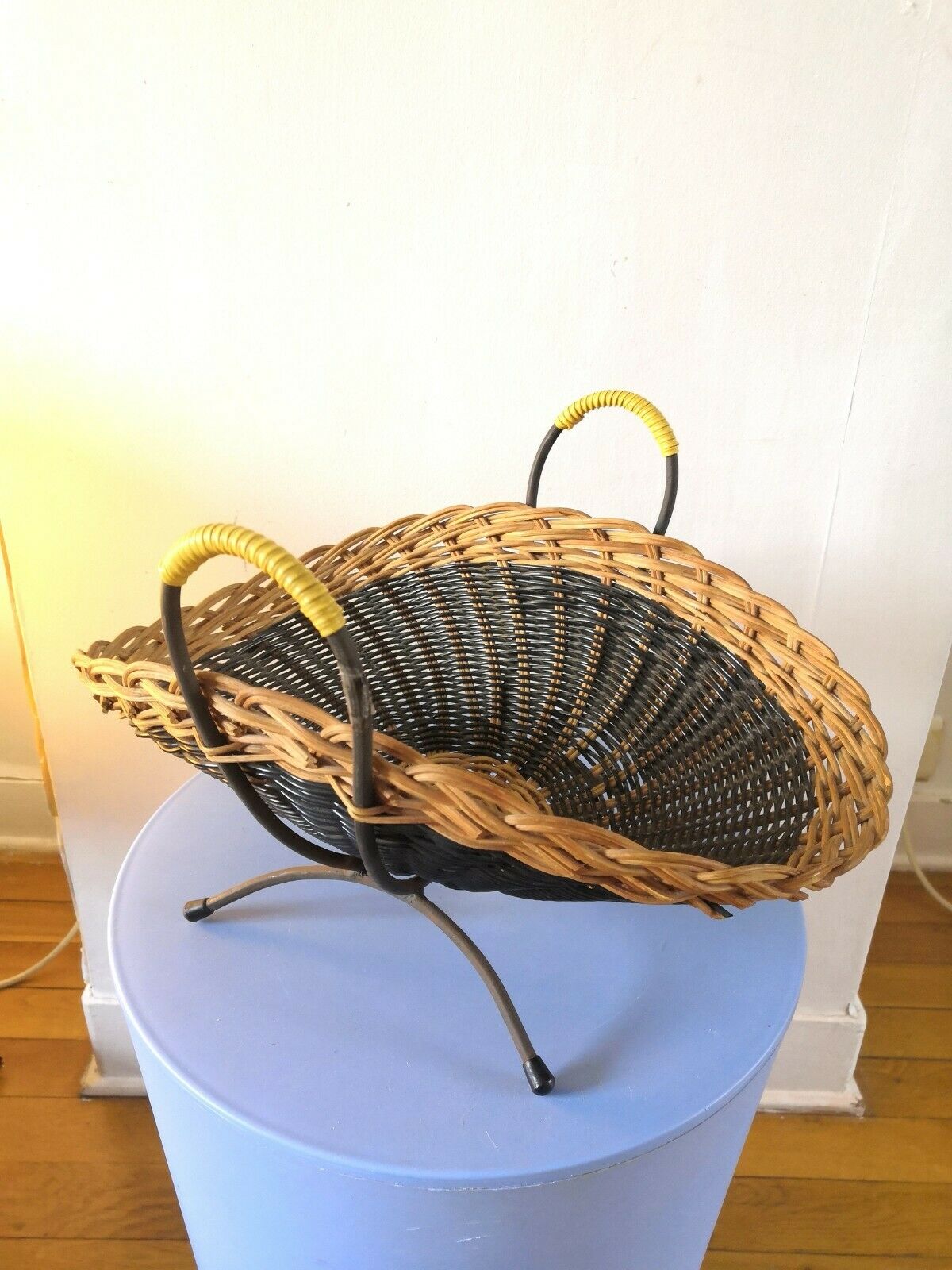1950s fruit basket