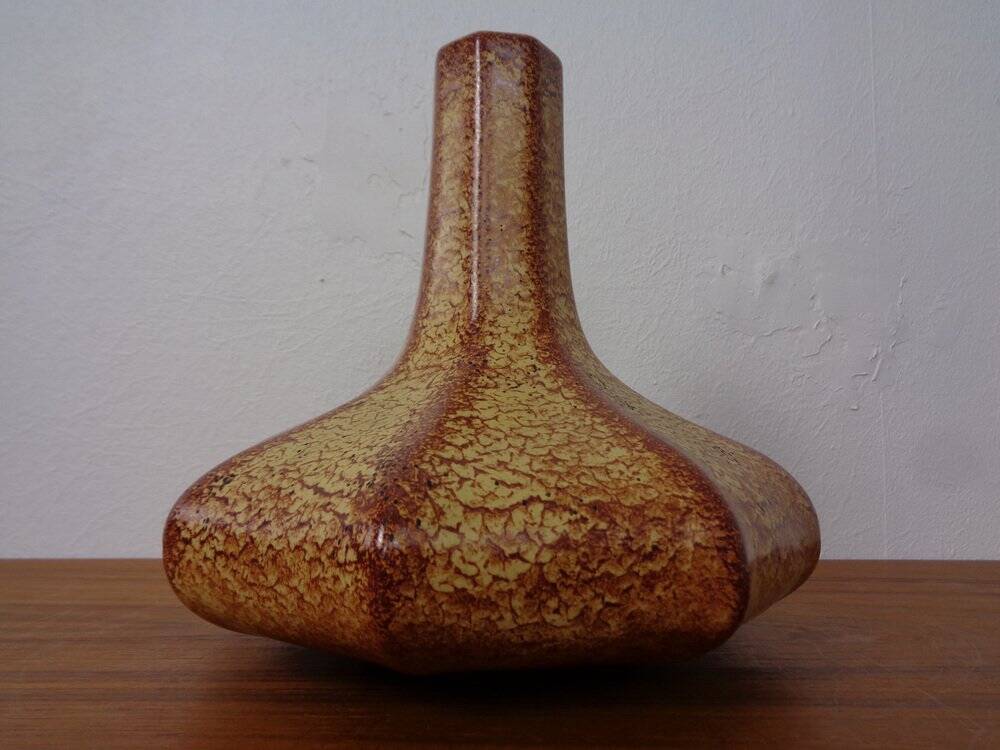 Italian ceramic vase by Roberto Rigon for Bertoncello, 1960s.