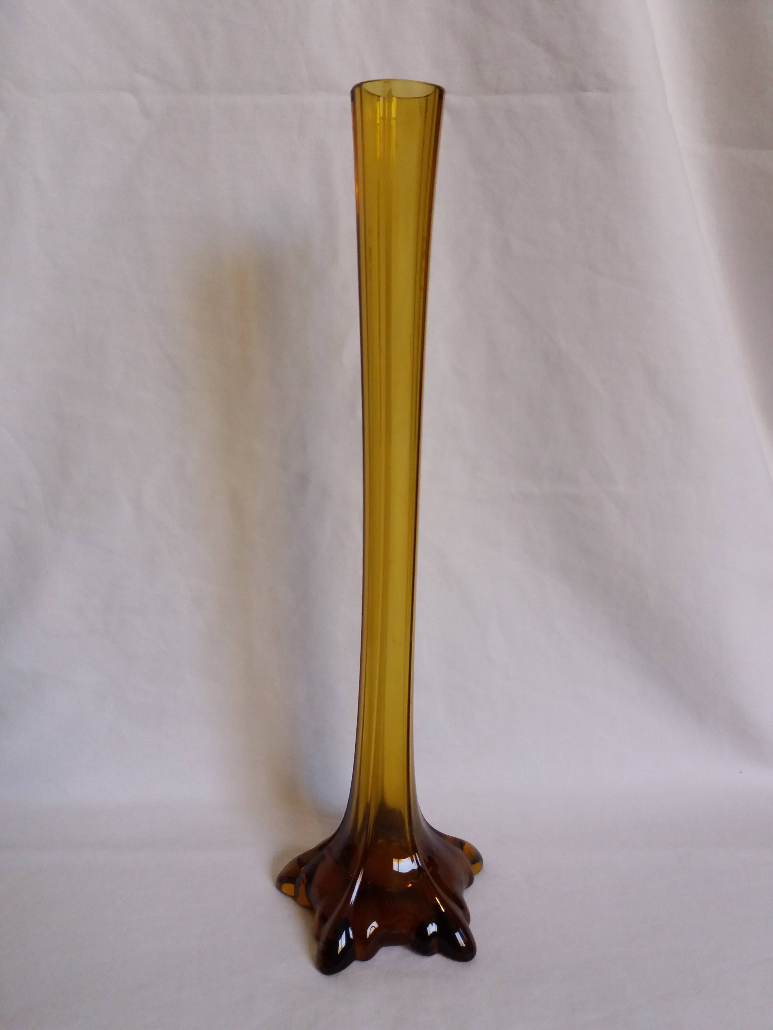 Murano style amber glass soliflore vase