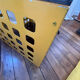 Table basse jaune