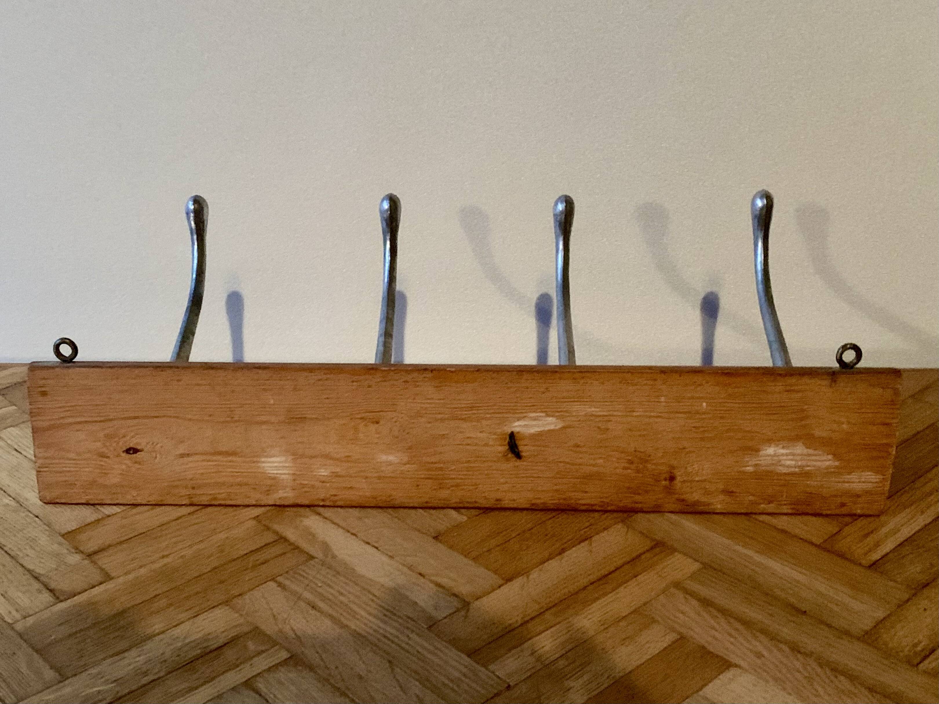 Vintage wooden wall coat rack - 4 hooks.