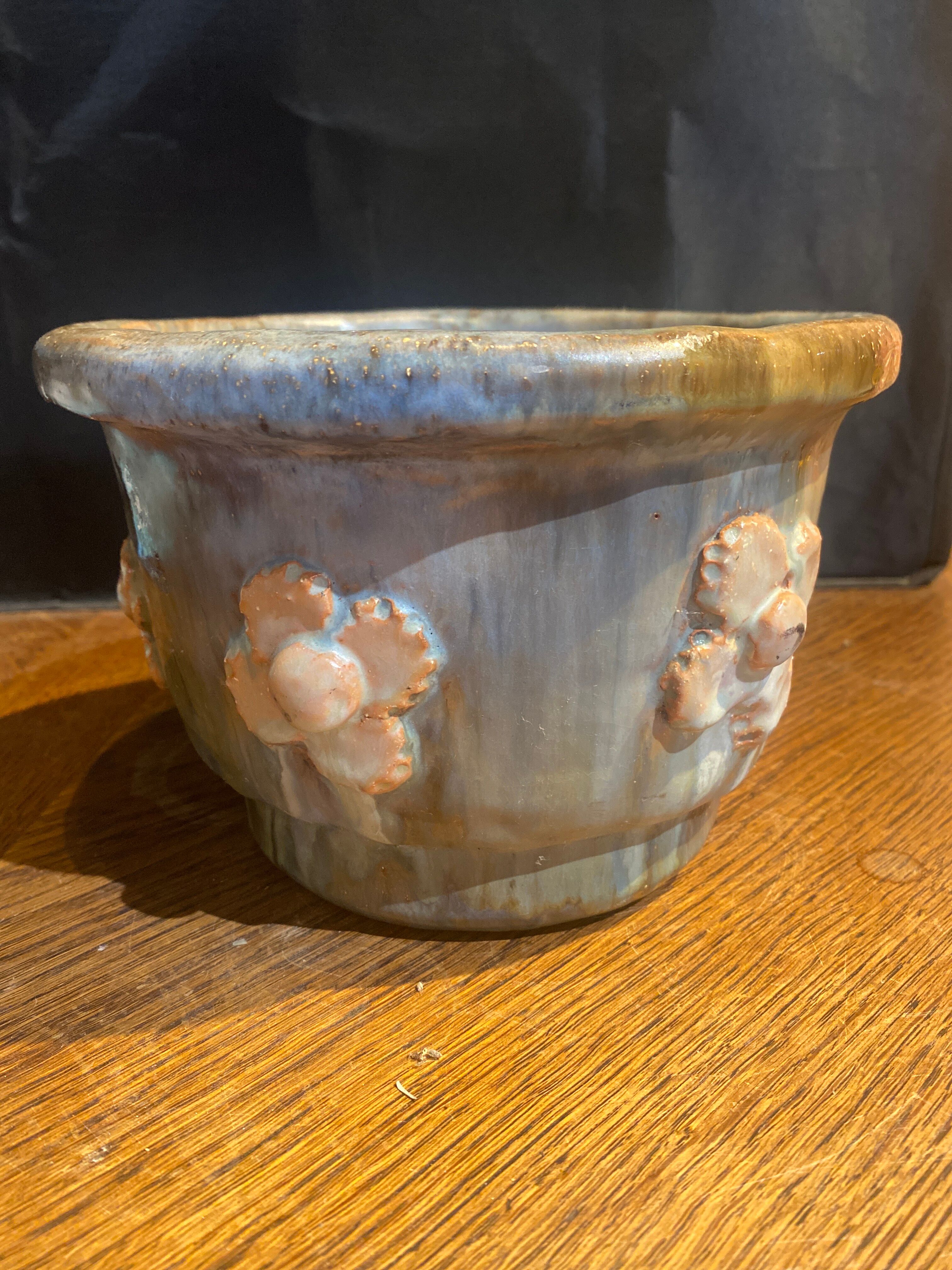 Terracotta pot cache