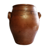 Terracotta pot with lid