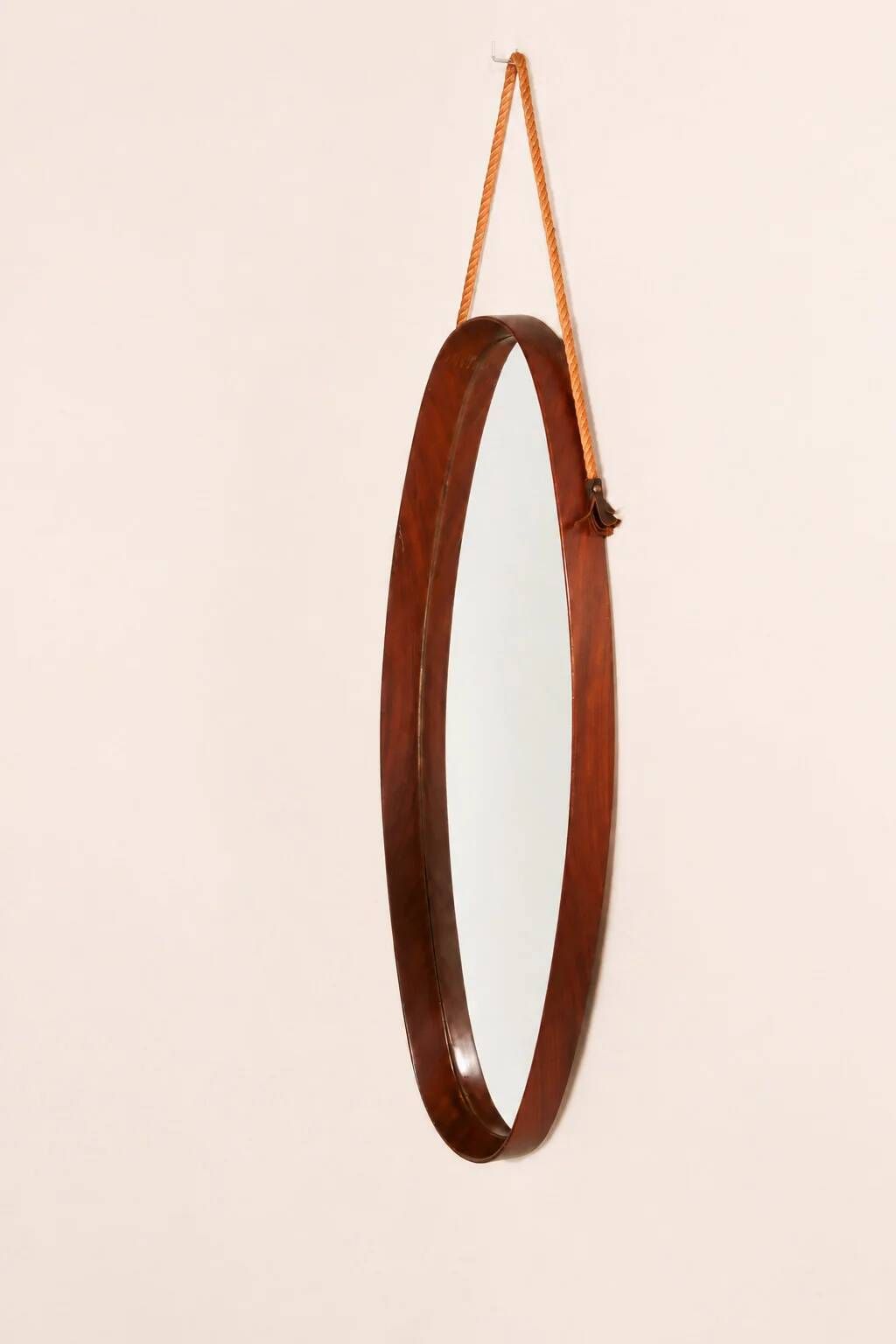 Mid-century Italian oval mirror in curved teak, rope and leather, 1960s