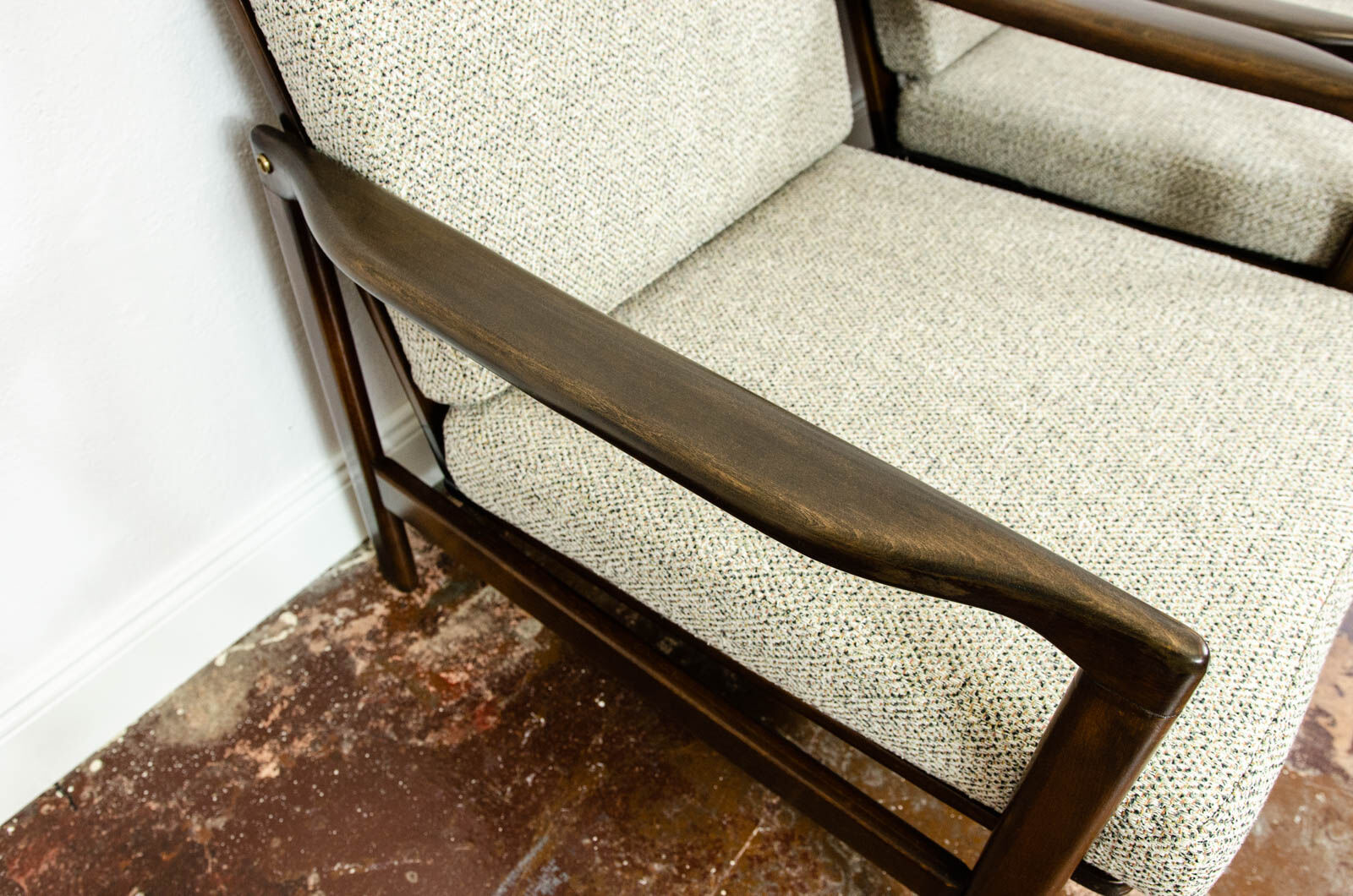 Pair of B-7522 armchairs by Zenon Bączyk