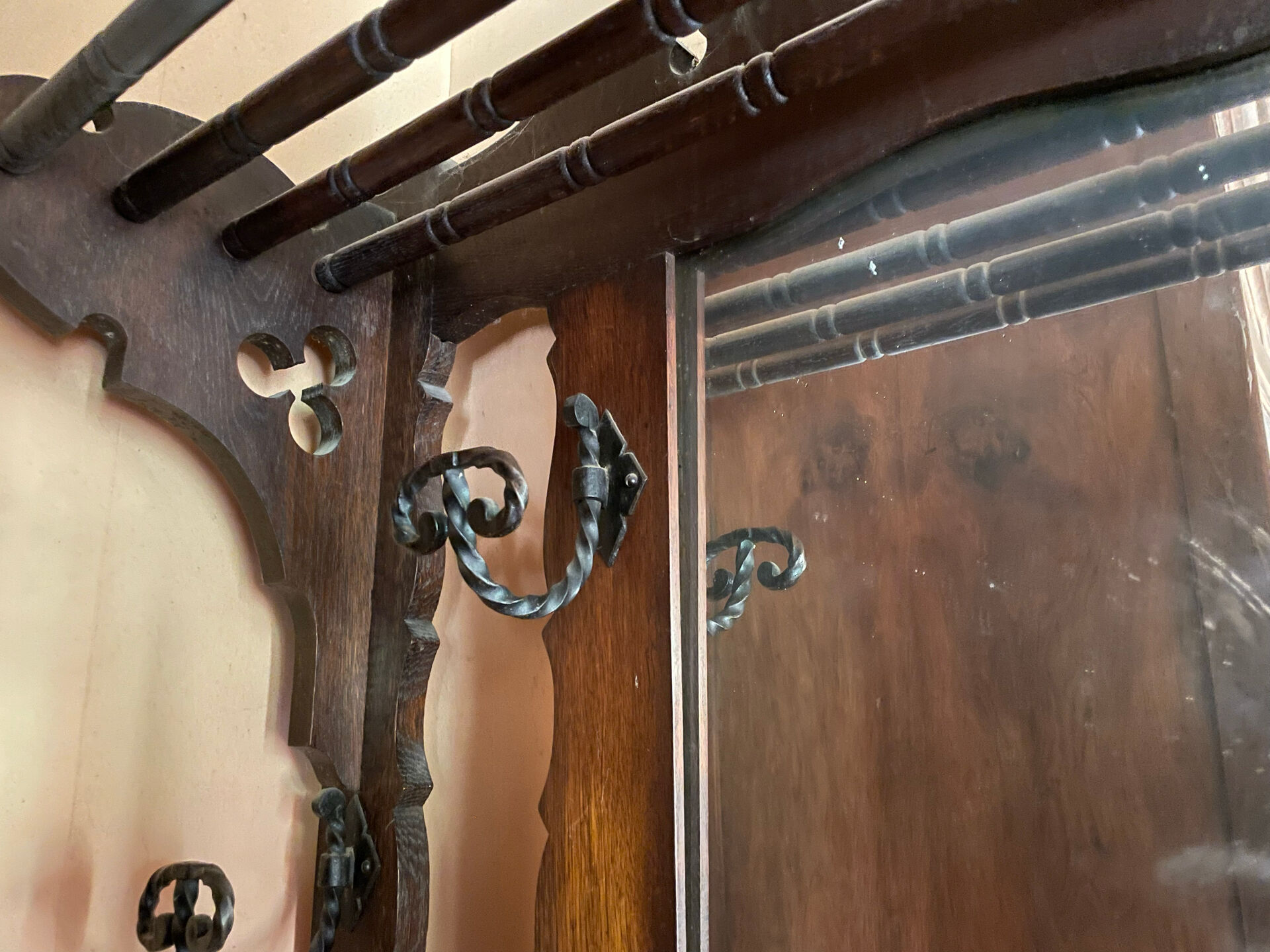 Wardrobe from the late 19th century