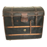 Stagecoach trunk, English trunk