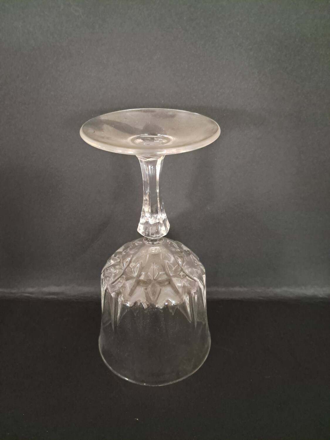 7 crystal wine glasses from Arques, Germain model.