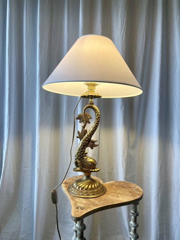 Lampe dauphin en bronze doré style Louis XV