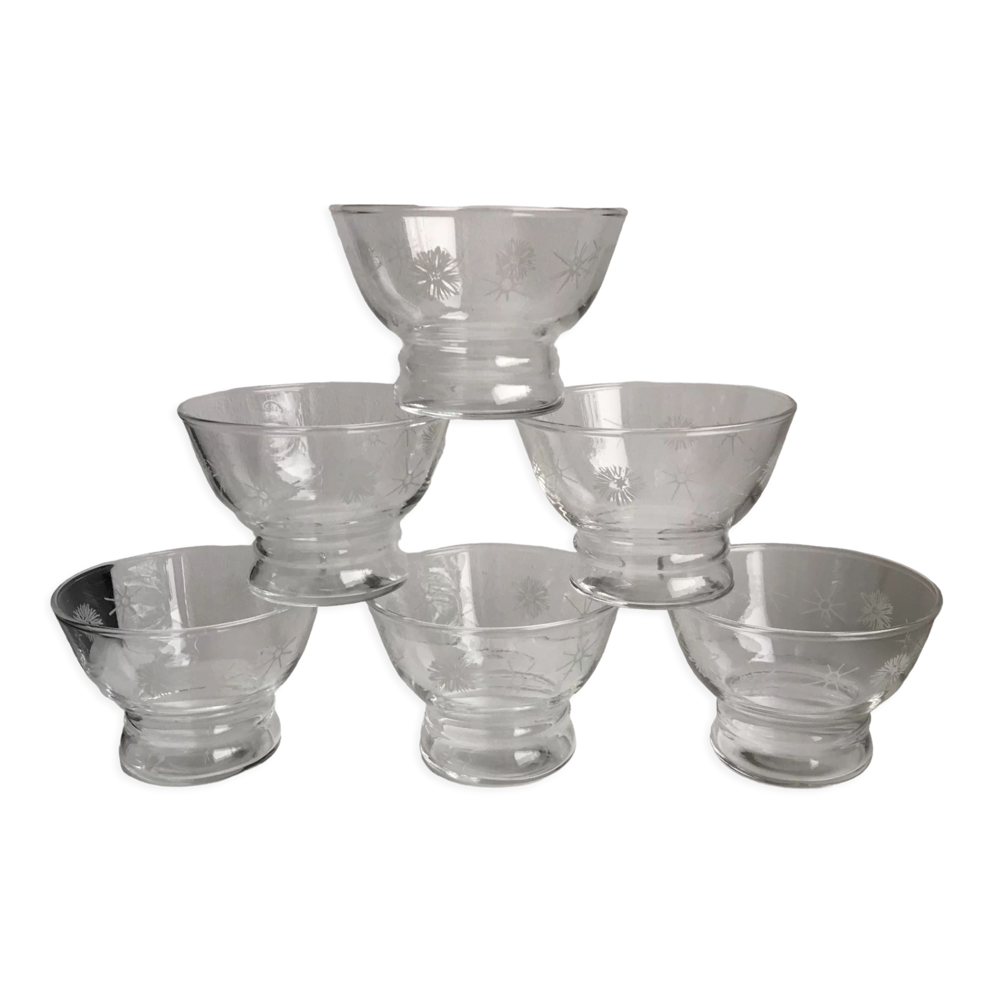 Set of 6 champagne glasses engraved 60s