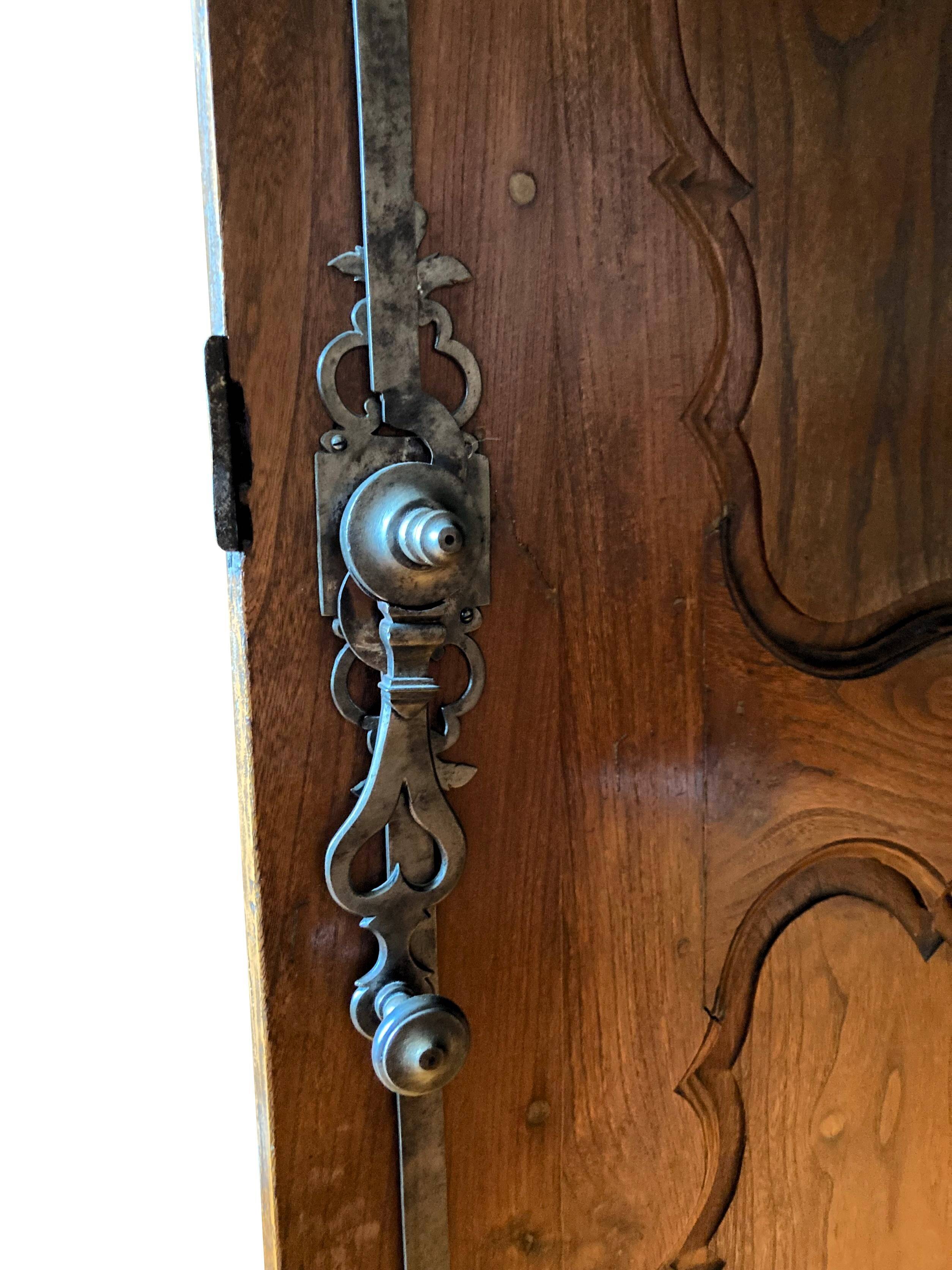 18th century Bordeaux display cabinet