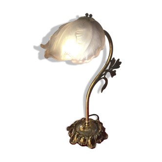 Lampe en bronze et verre moulé Art nouveau