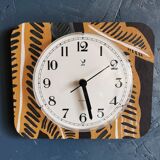 Silent rectangular vintage wall pendulum clock "Jaz ochre gray"