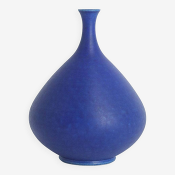 Mid-Century Scandinavian Modern Collectible Small Cobalt Stoneware Vase by Gunnar Borg for Höganäs