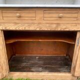 Meuble de toilette en marbre