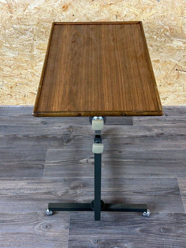 Chariot de service des années 60 et 70, table d'appoint pour dinette, design marron de l'ère spatiale