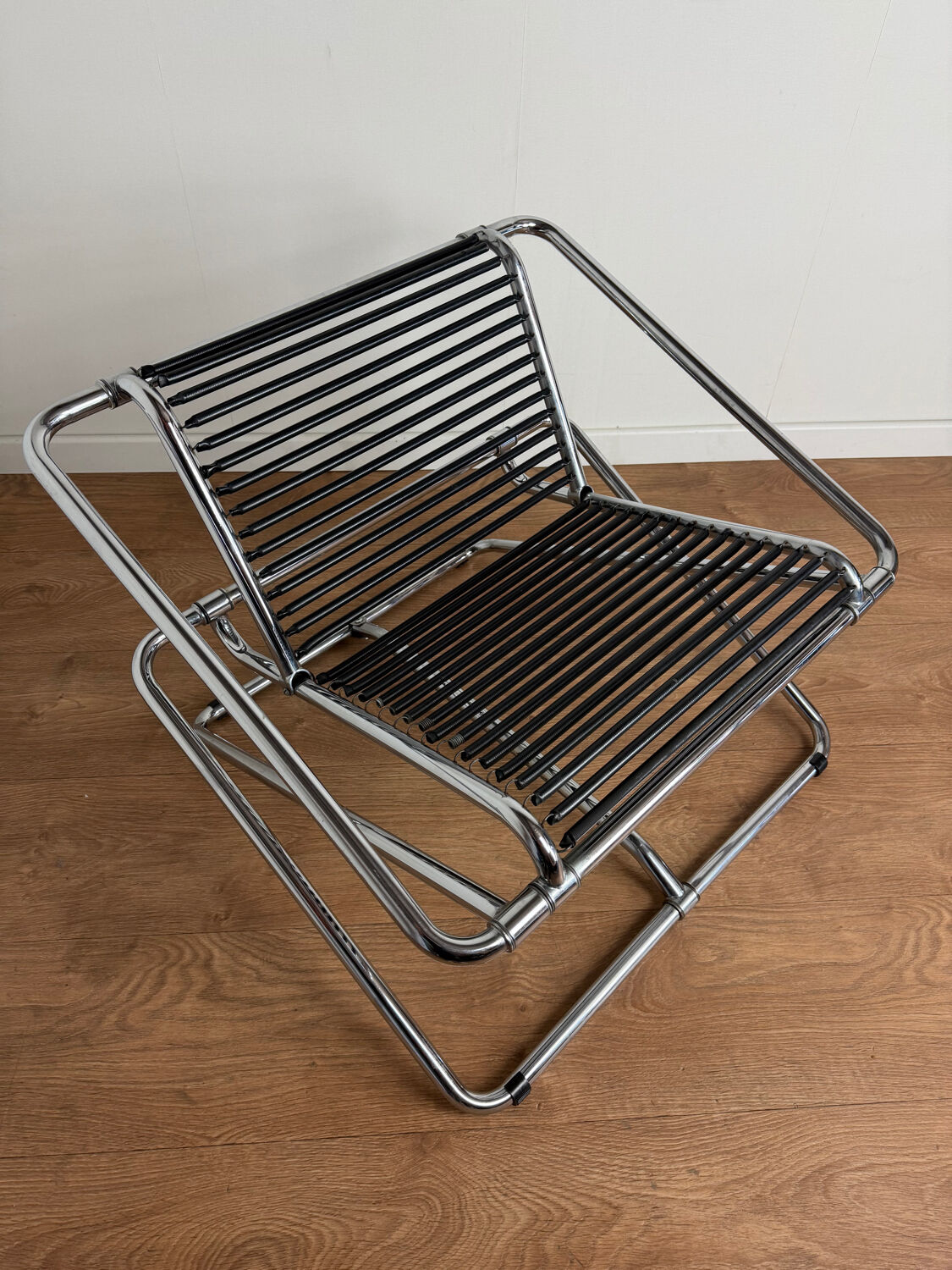 Rocking chair attributed to Ron Arad – Italy, 1980s