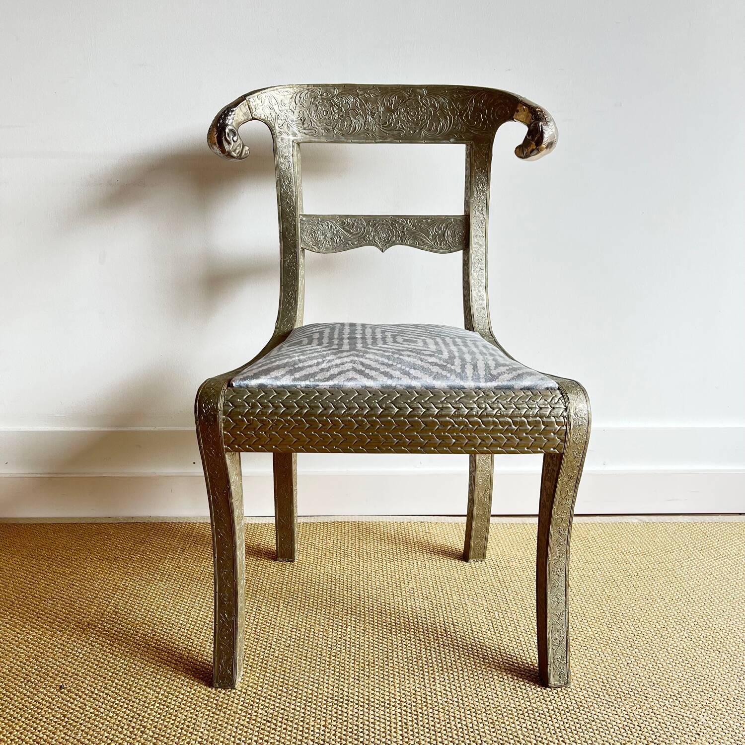 Chaise à tête de bélier anglo-indienne