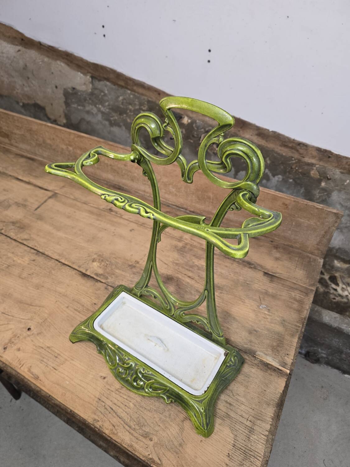 Art Nouveau umbrella stand in green enamelled cast iron