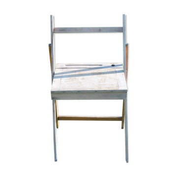 Folding desk for children