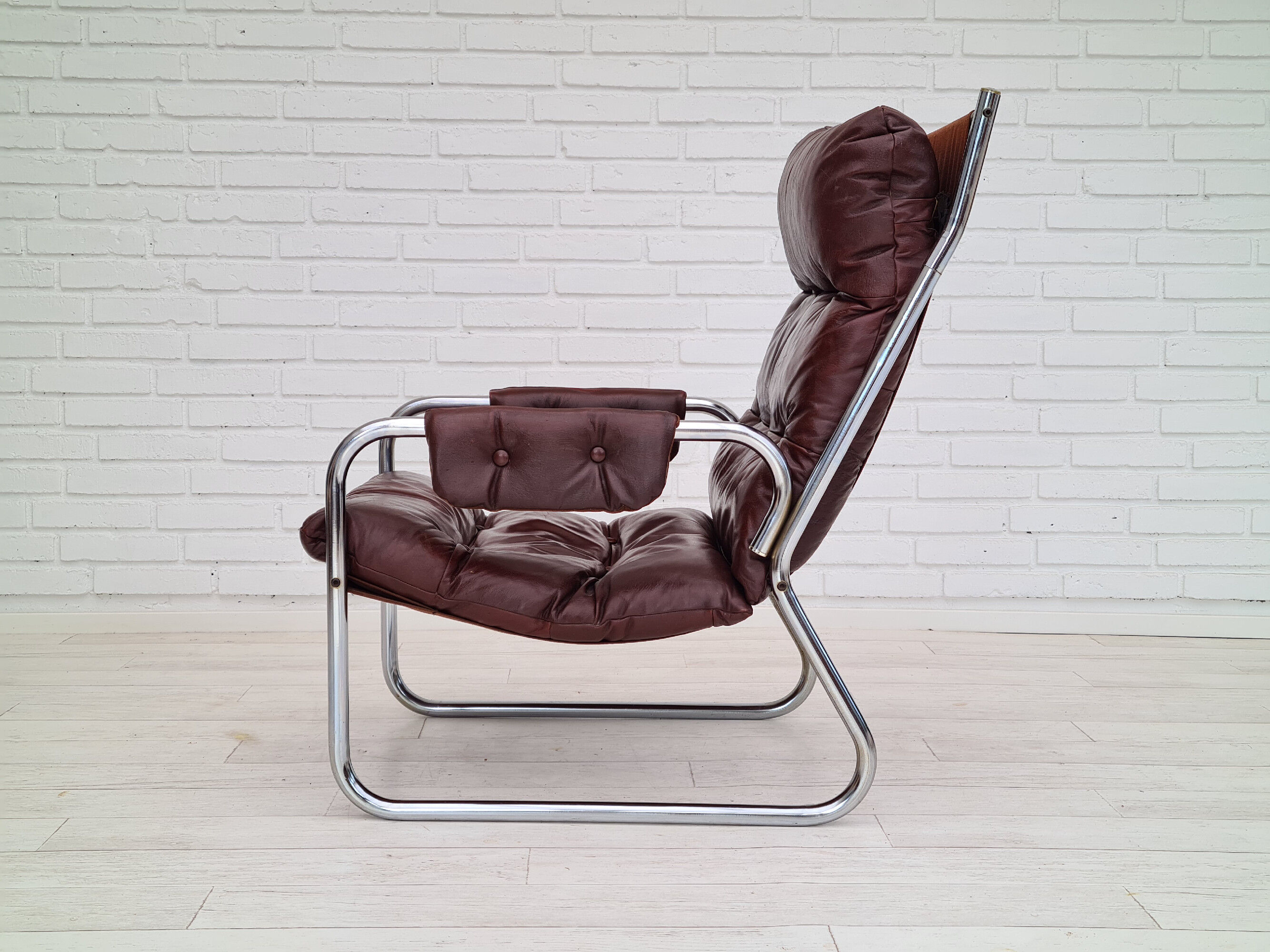 Années 70, design danois, chaise longue, cuir, état d’origine