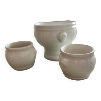 Mini tureen with 2 soup bowls