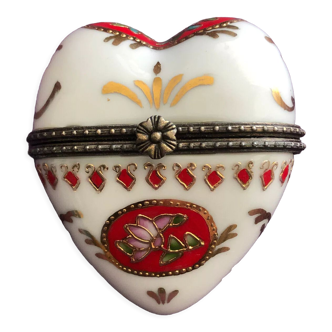 Boite " coeur " en porcelaine de Meissen, XIXeme siècle