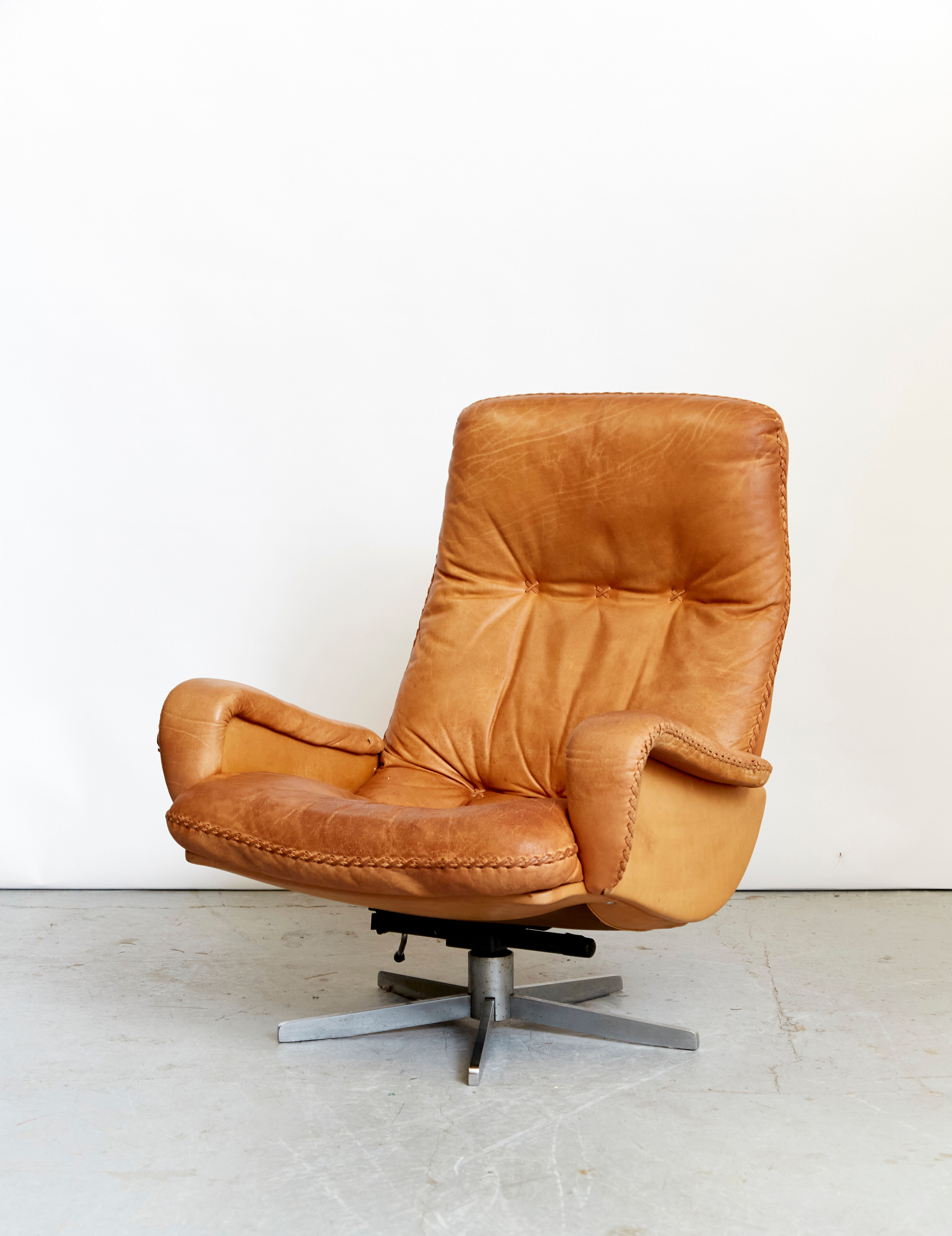 Fauteuil pivotant De Sede S231 « James Bond »