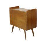 commode vintage à motif damier au design scandinave