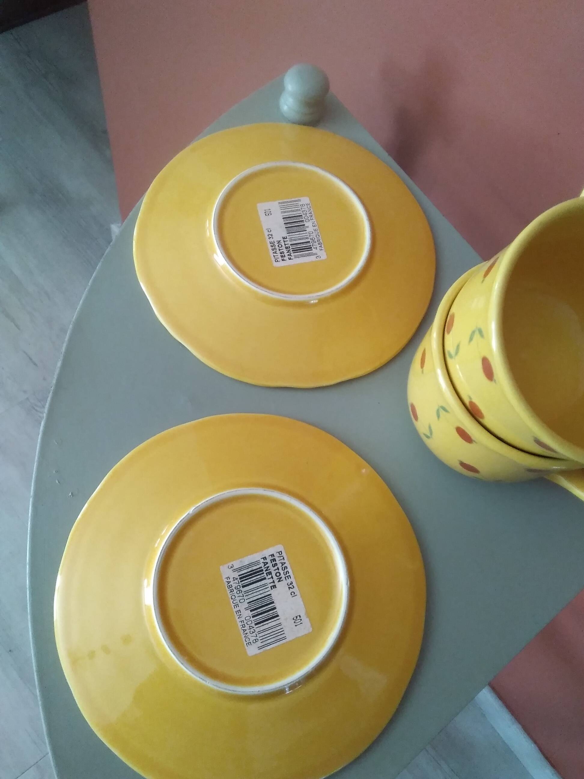 Cherry decorative cup duo