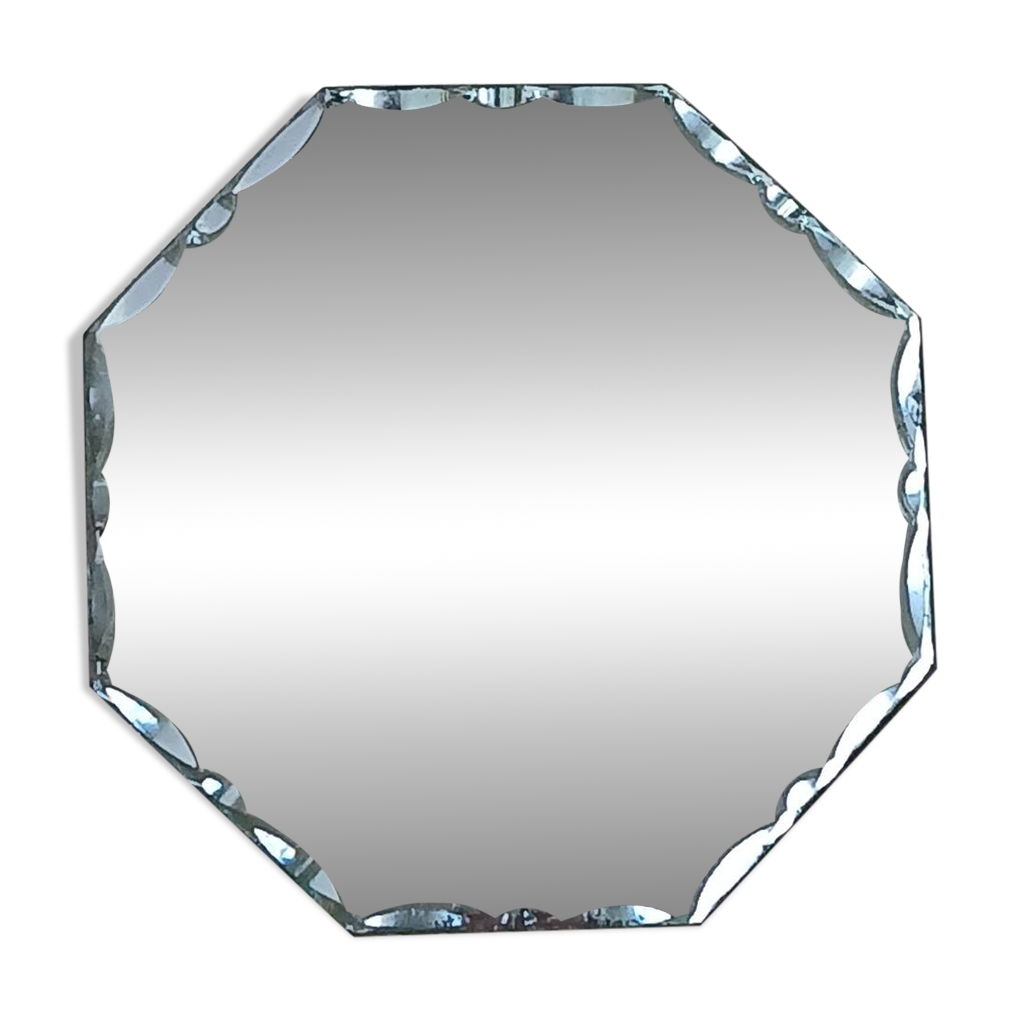 Beveled mirror to place