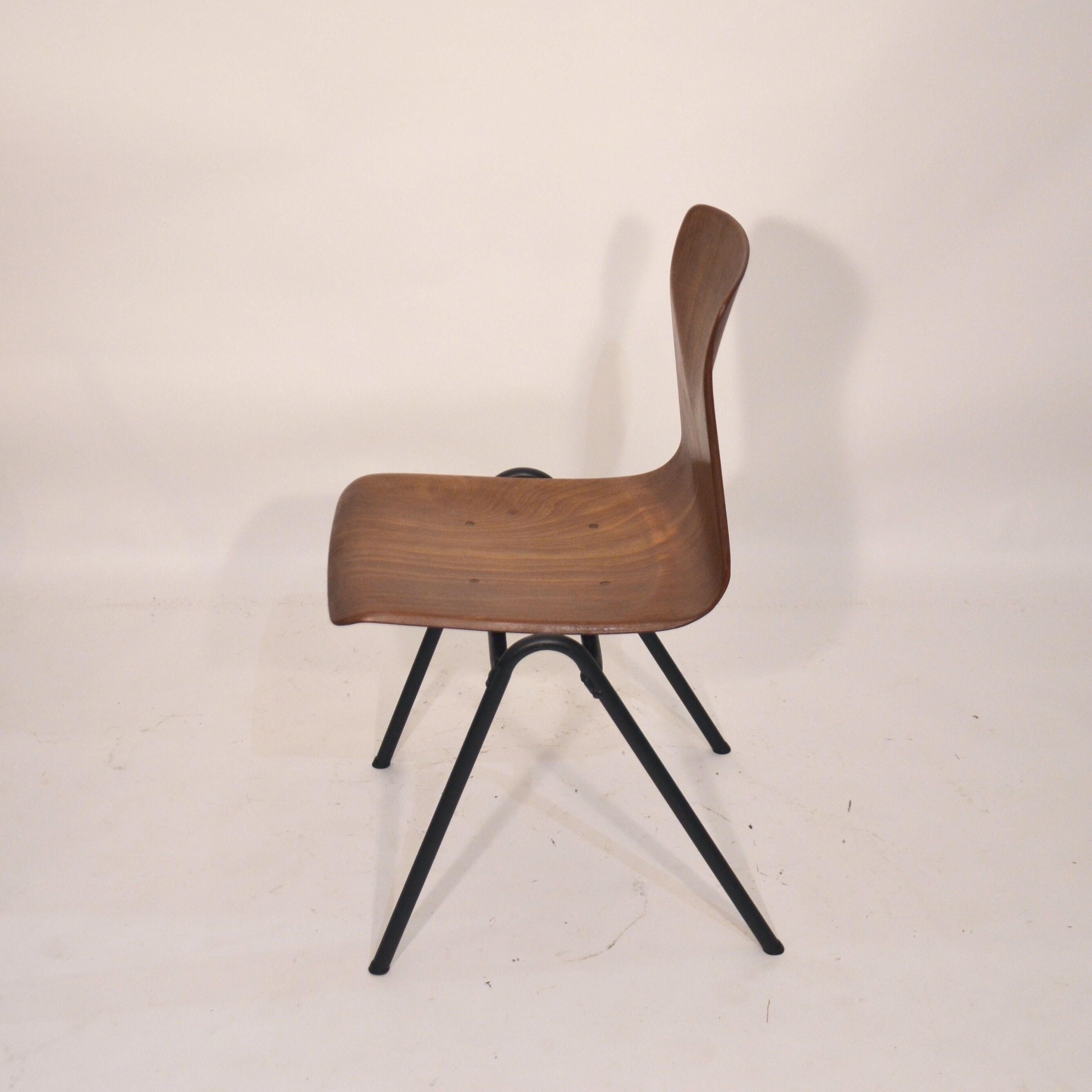 Set of 4 chairs stackable Pagholz