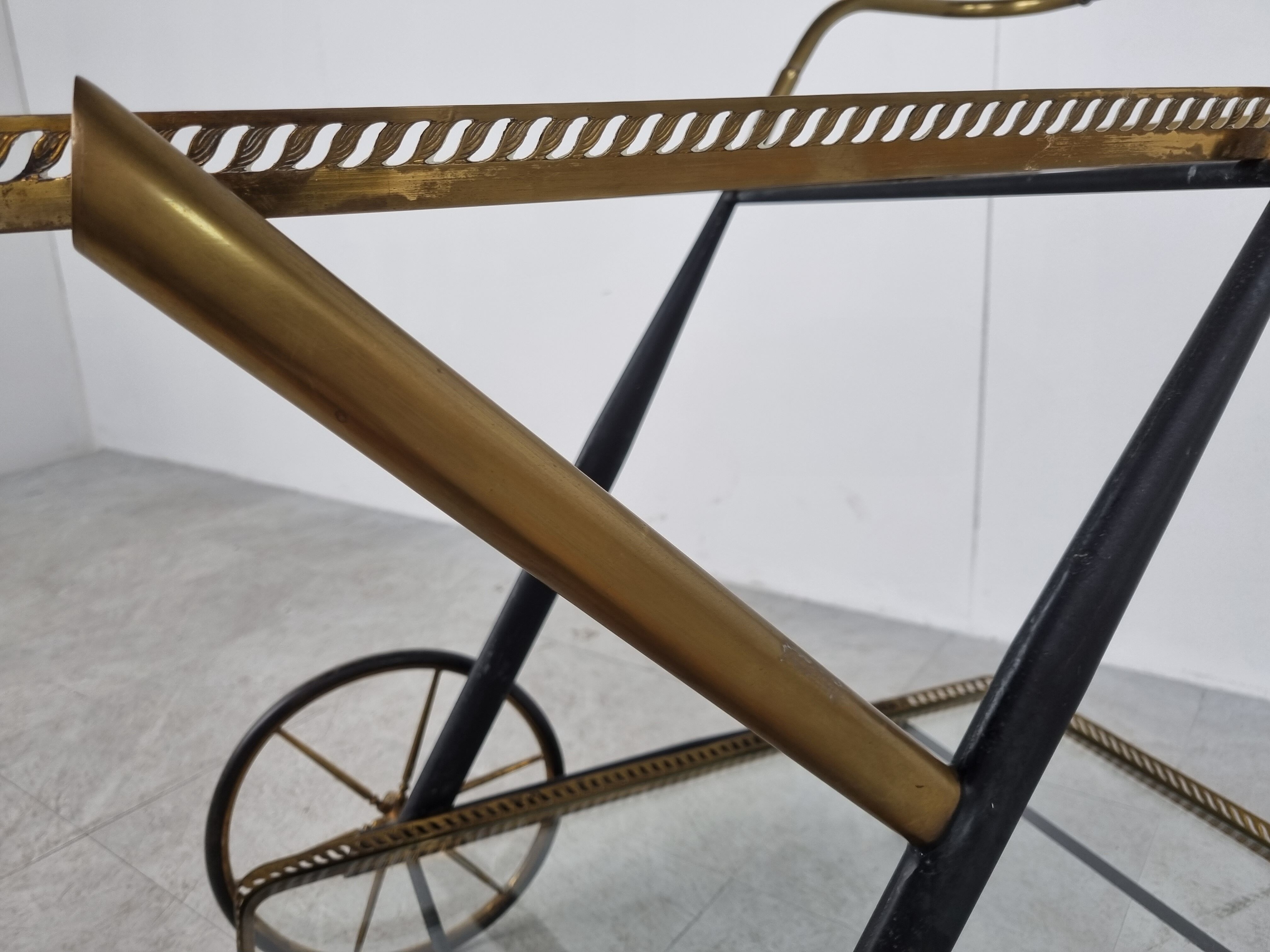 Vintage italian serving trolley