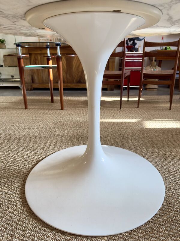 Table à manger tulipe ronde Knoll – plateau marbre