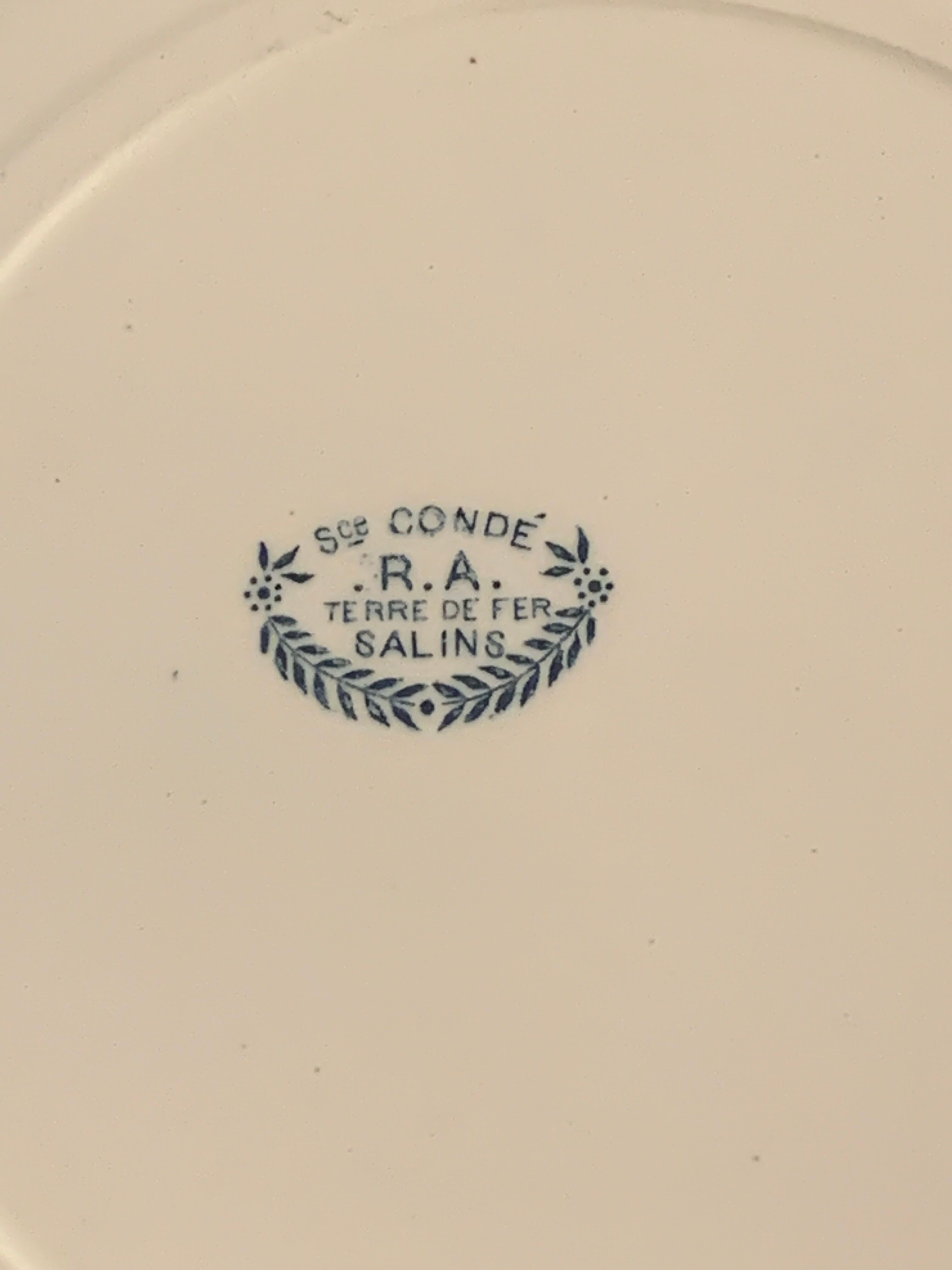 8 flat plates old Iron Earth, Salins, Condé service