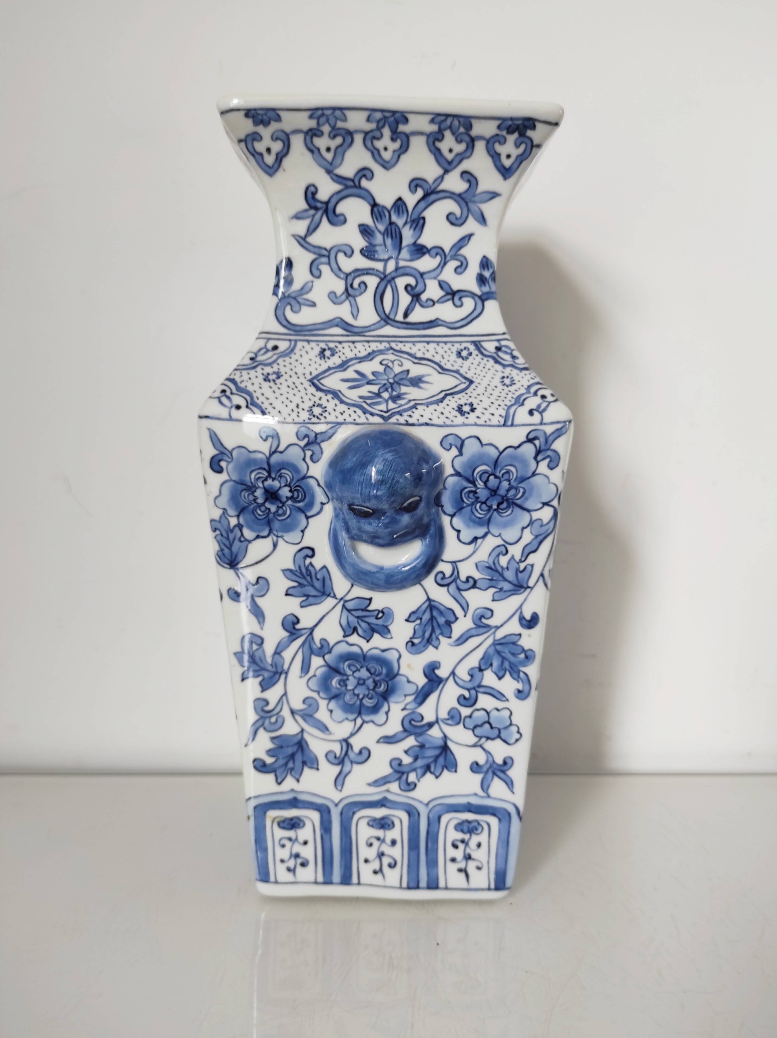 Recent hand-painted Chinese vase