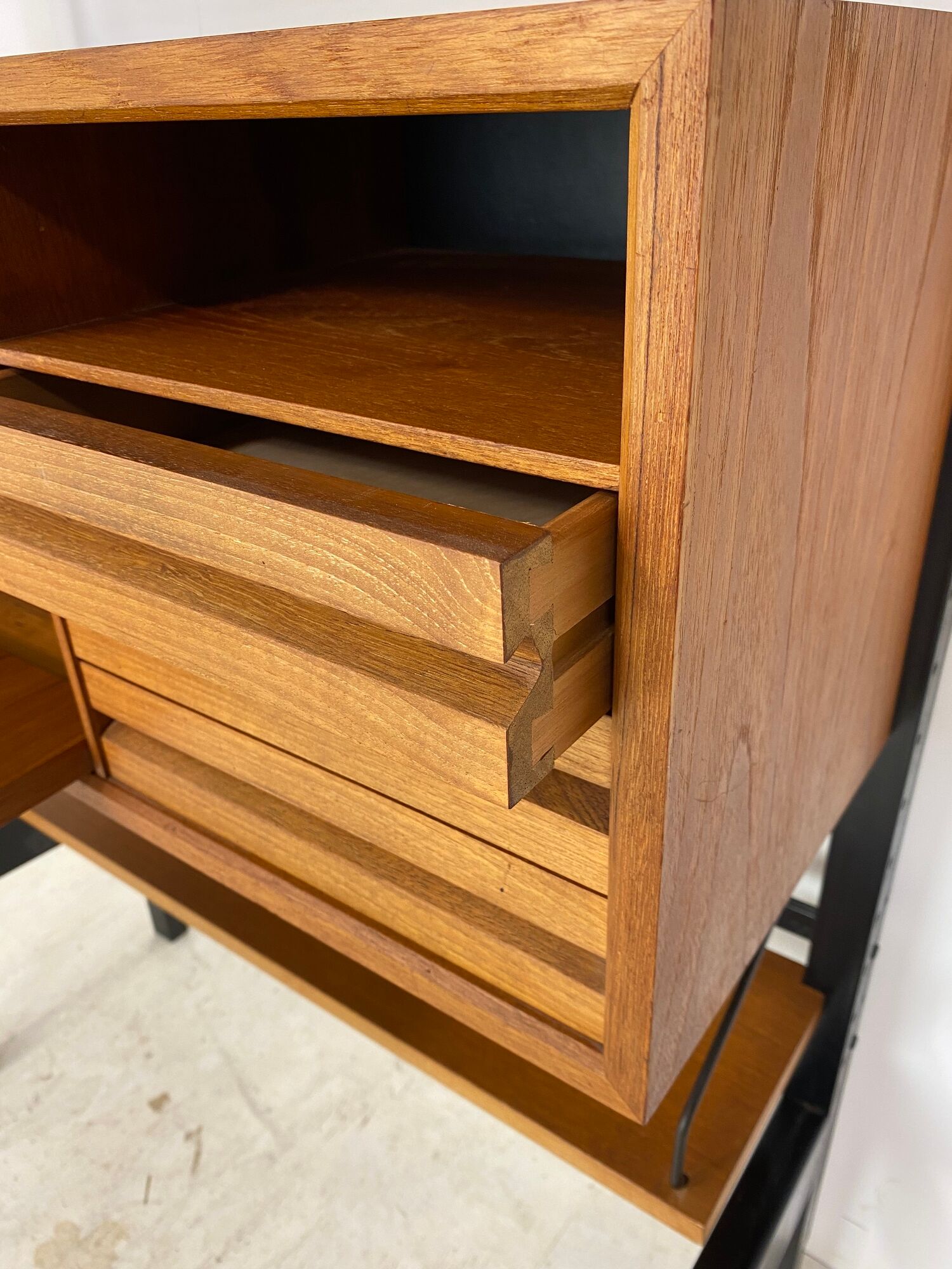 Scandinavian modular wall unit by poul cadovius for cado, 1960s
