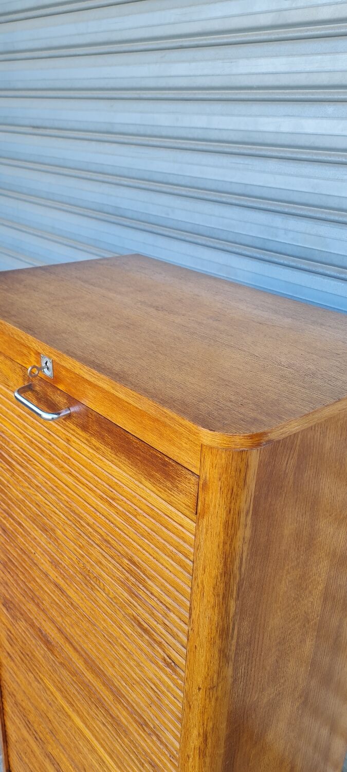 Notary binder cabinet