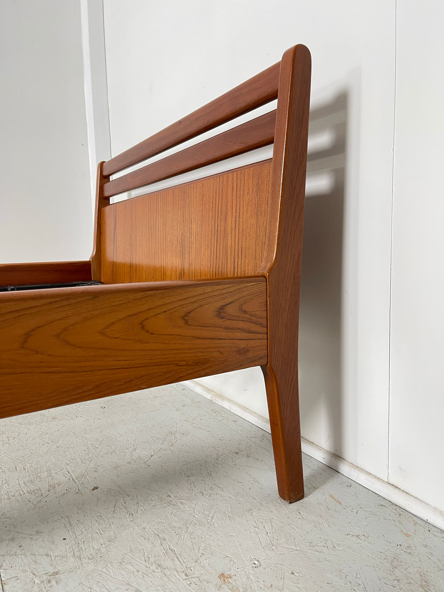 Teak bed 1960