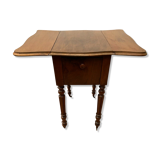 Table de chevet a battant en noyer XX siècle