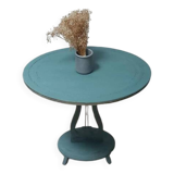 Oval pedestal table