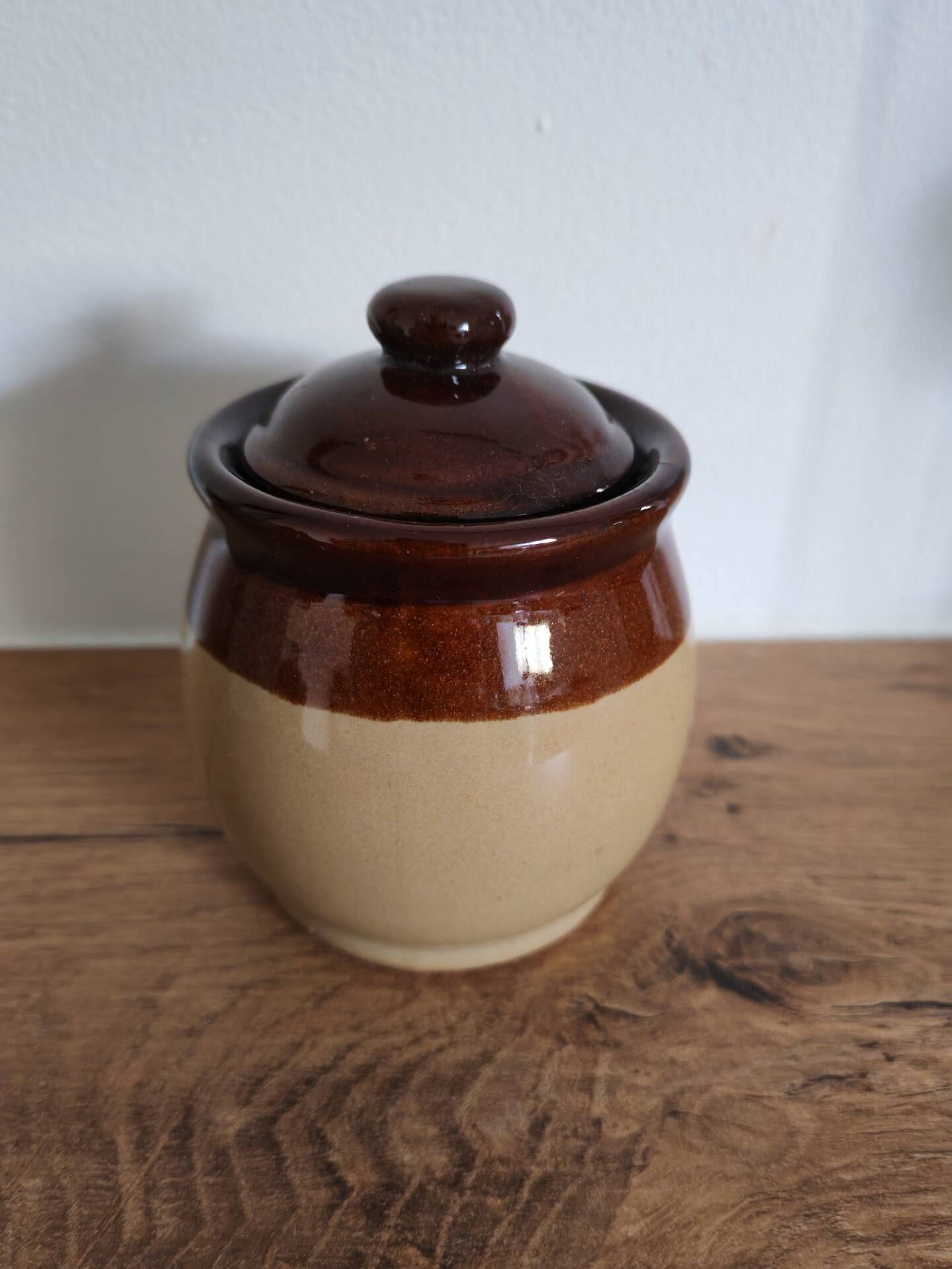 Sugar bowl