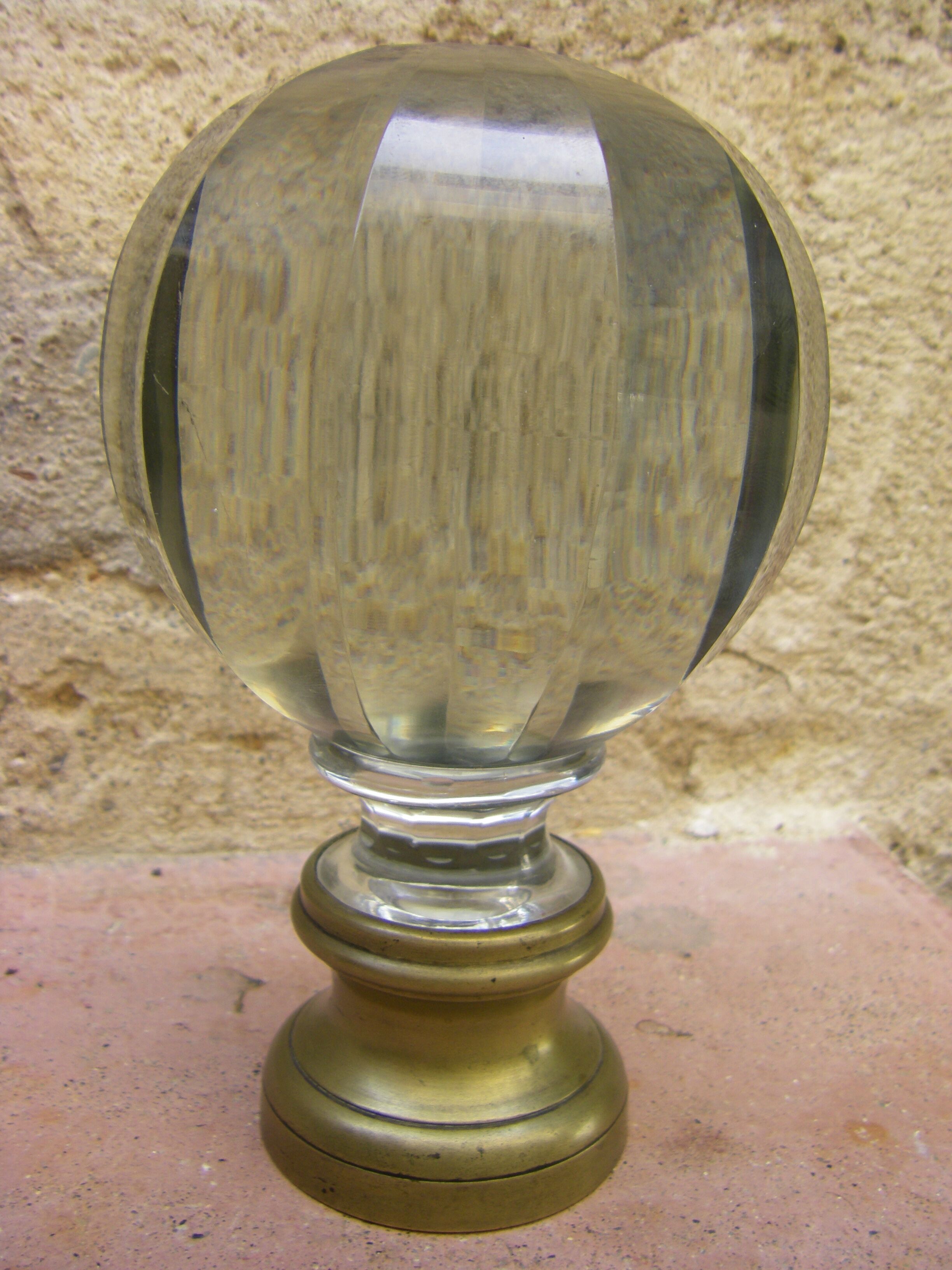 Crystal staircase ball