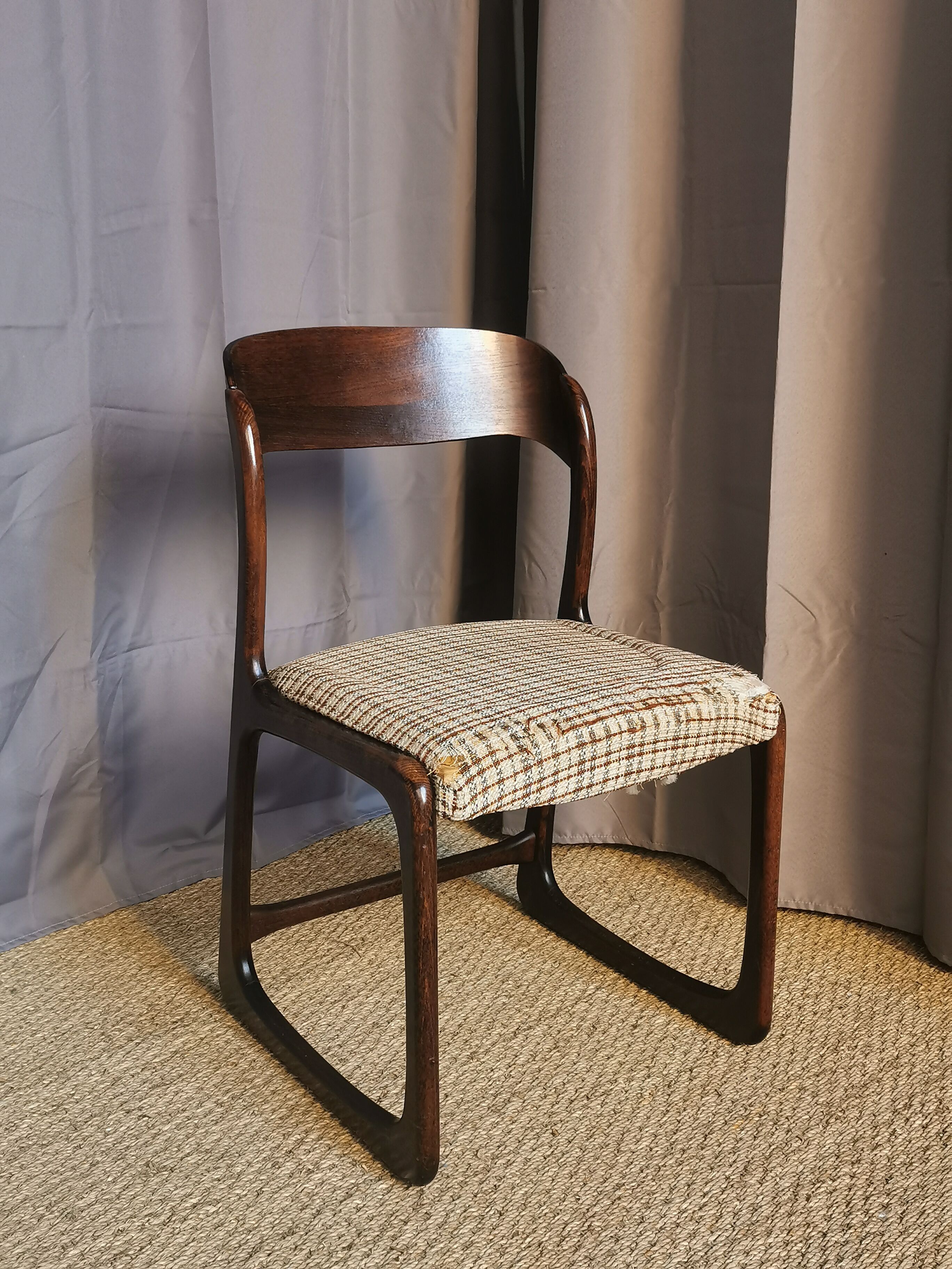 "Baumann" sled chair