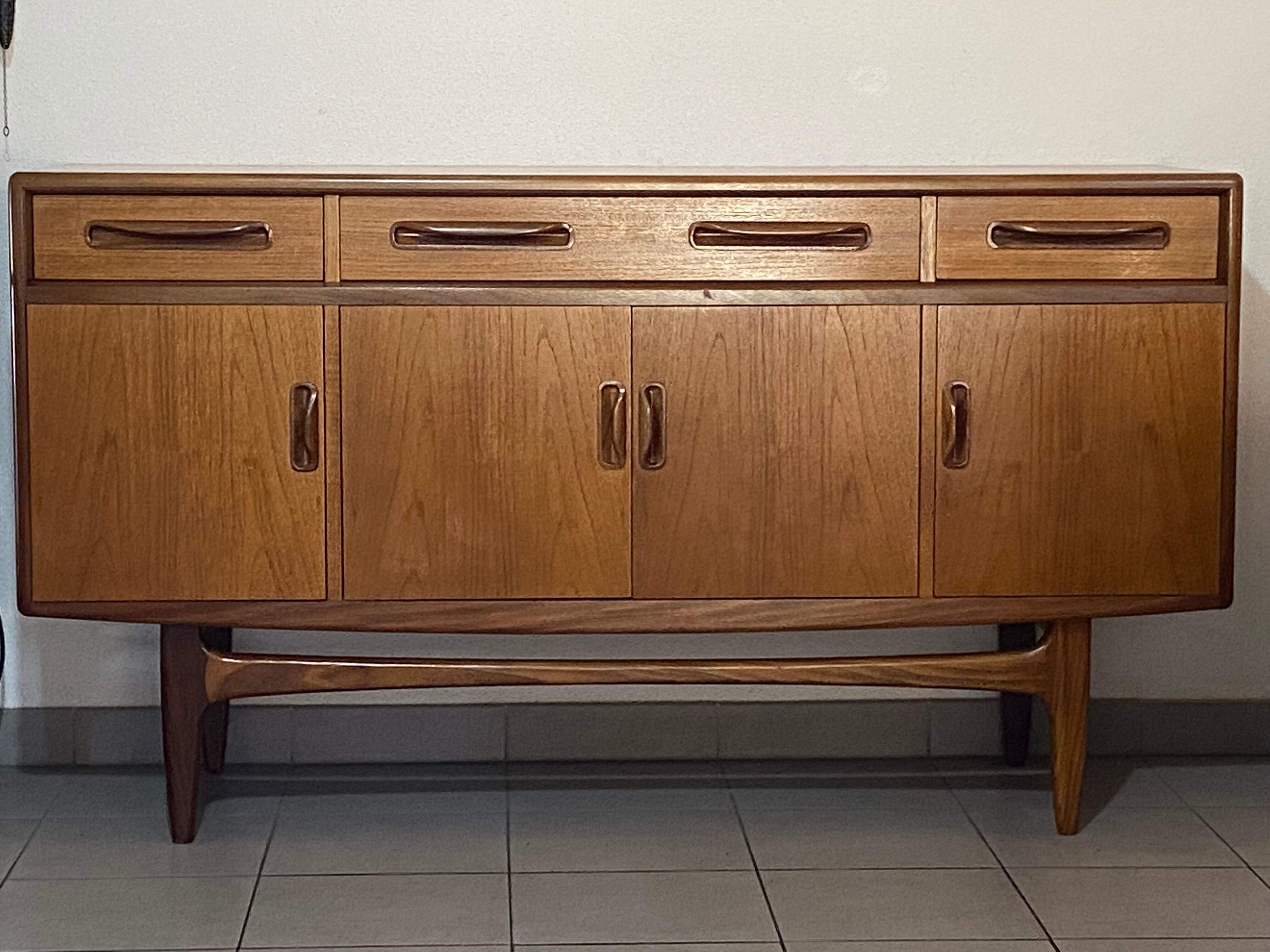 Scandinavian teak row G-Plan By Victor Wilkins 1960