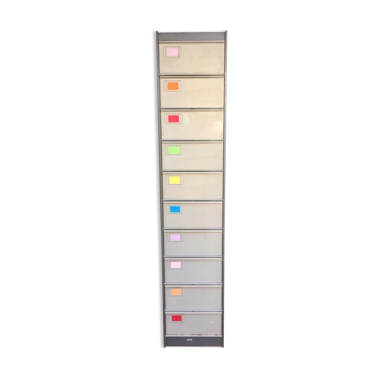 Strafor valve cabinet