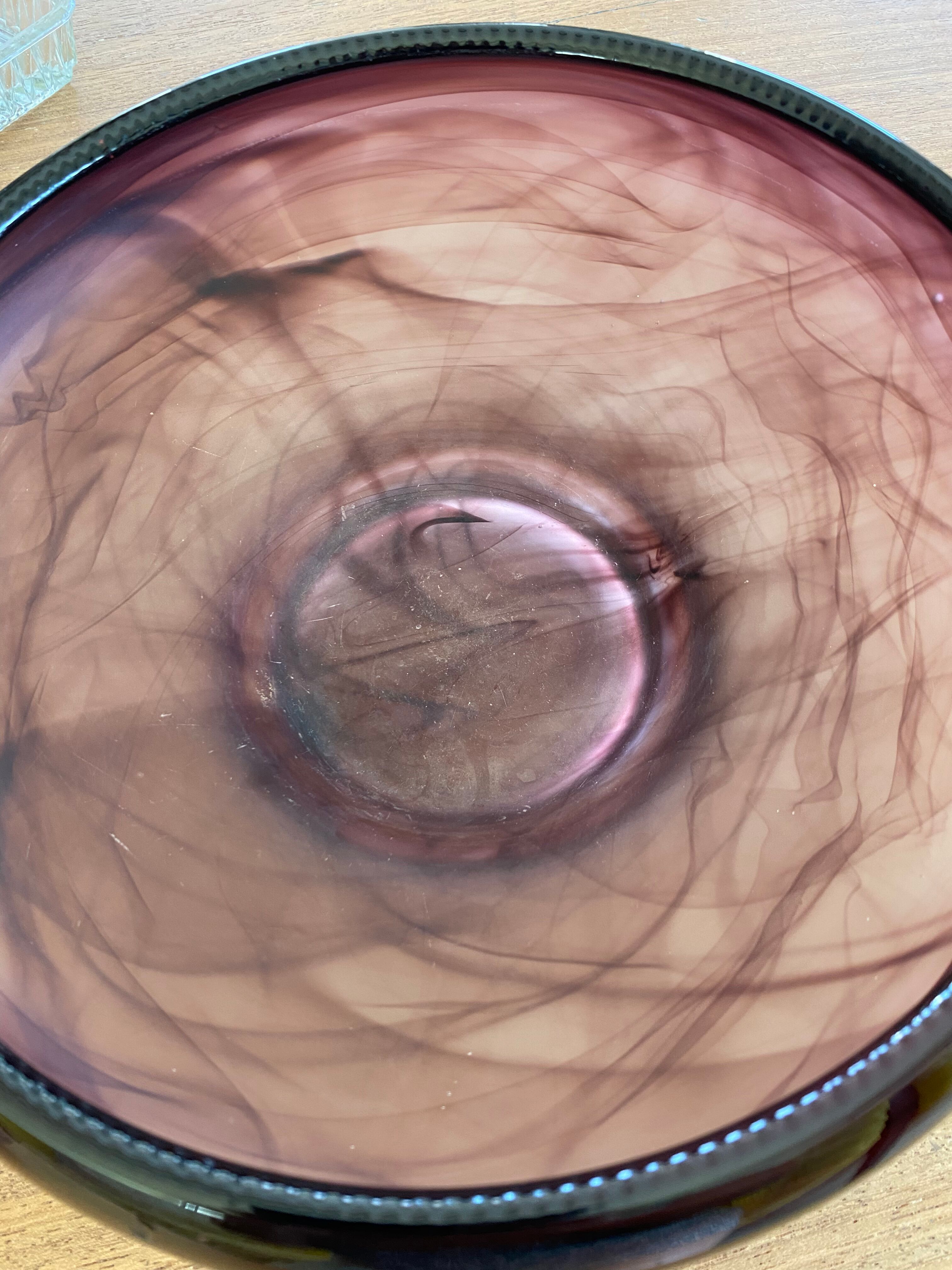 Pricked flower and its Art Nouveau cut